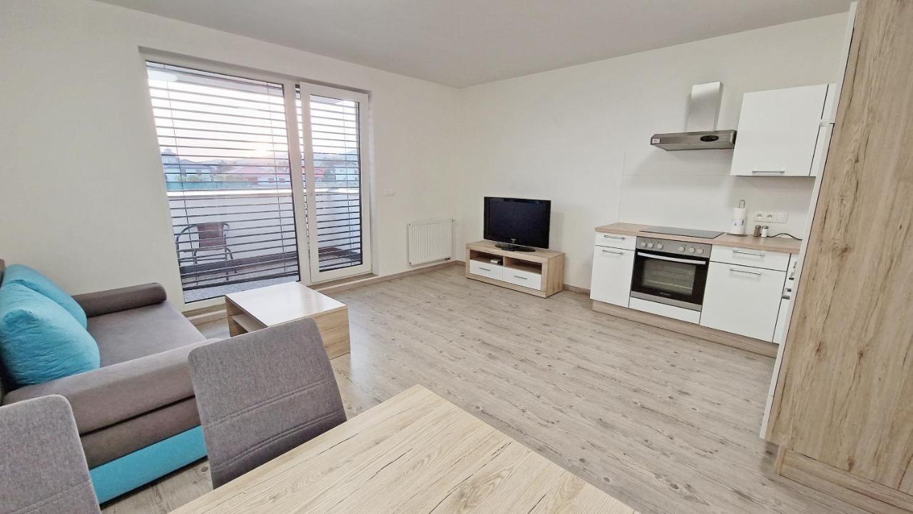 Apartmany Vinohrady Trenčín Buitenkant foto