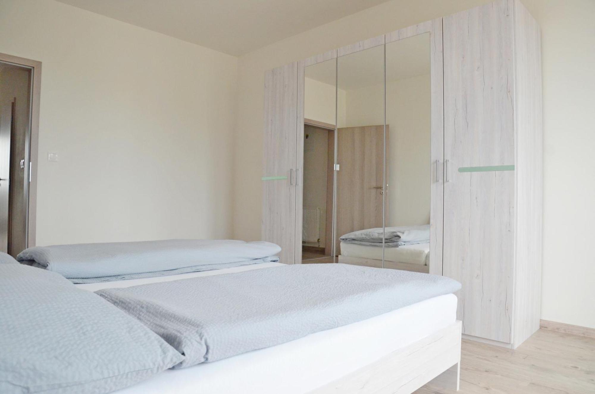Apartmany Vinohrady Trenčín Buitenkant foto