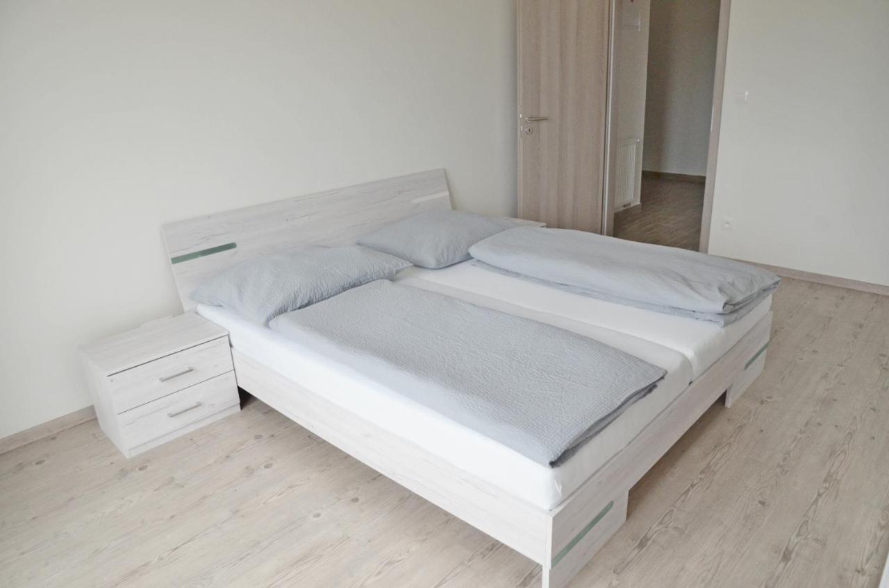 Apartmany Vinohrady Trenčín Buitenkant foto